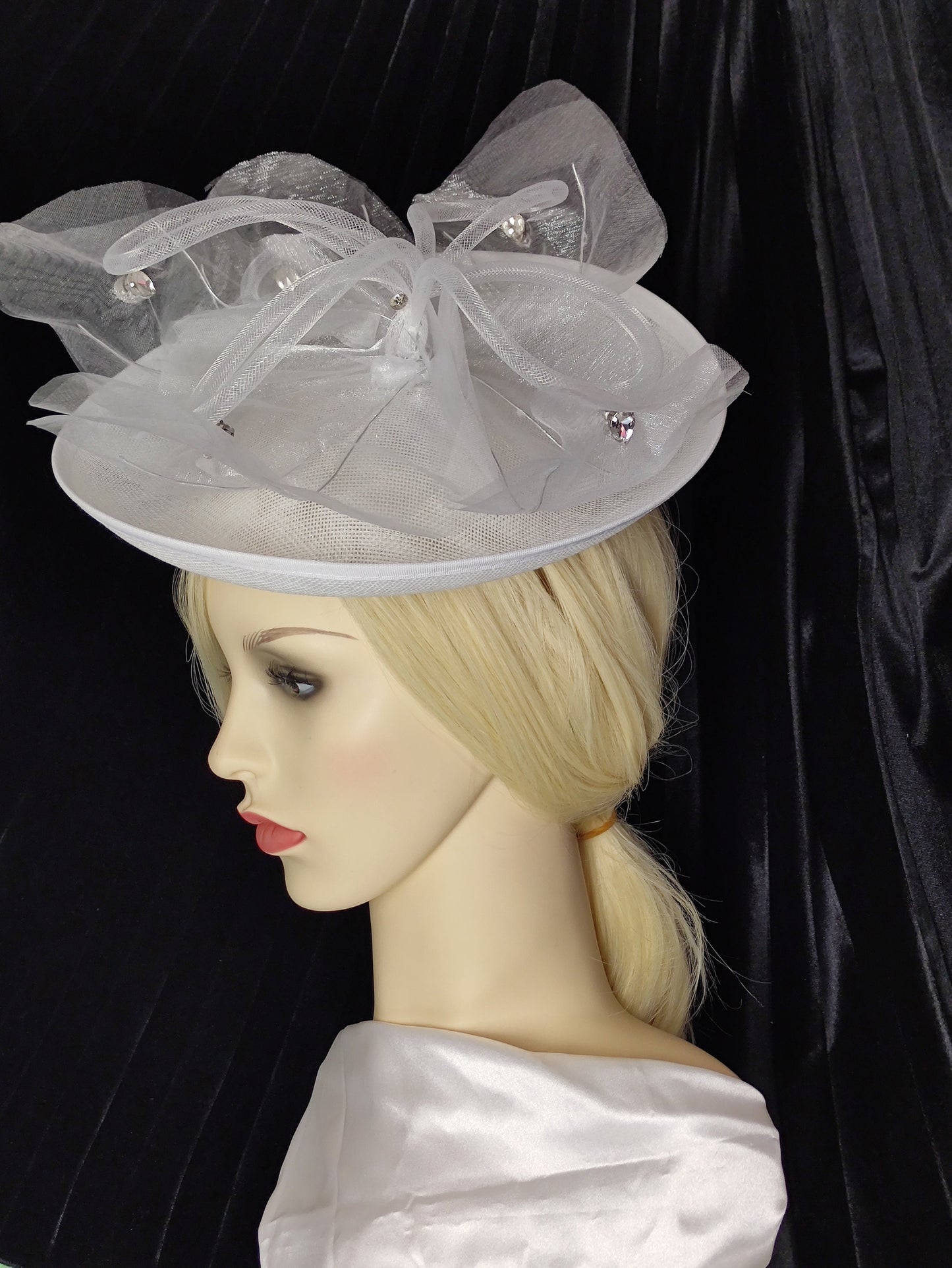 White Hat Elegant, Ascot Hat, Derby Races, Tea Party White Hat