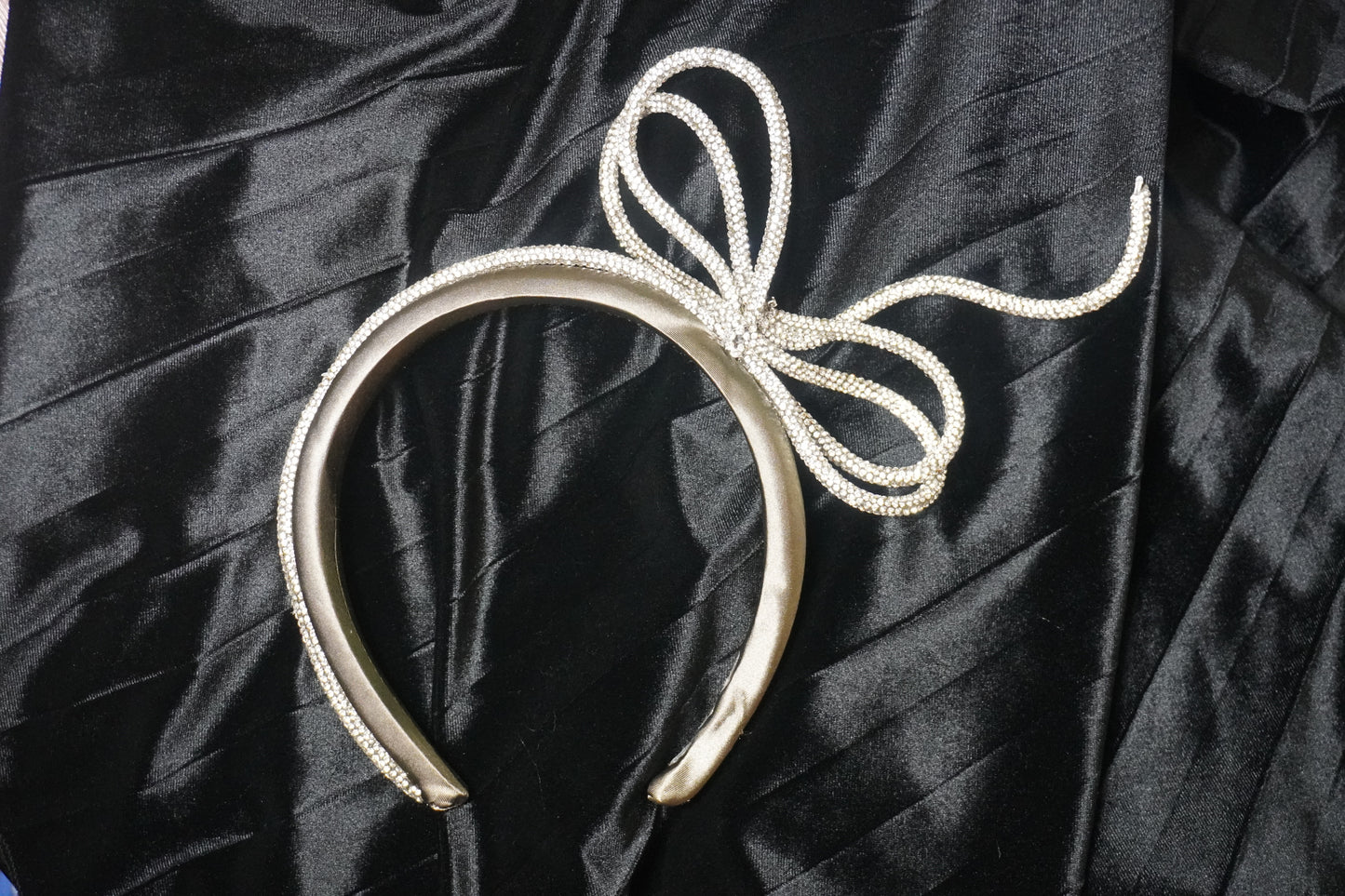Beautiful padded silver and grey headband